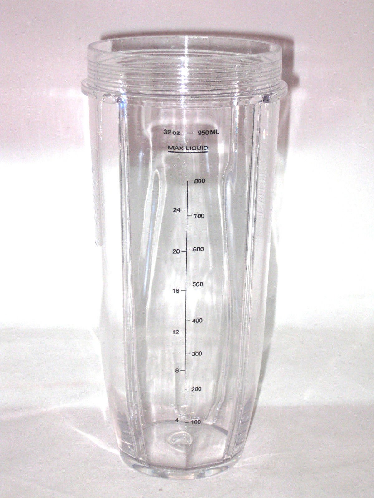 Nutri Ninja 622356539234 Auto iQ 32oz Multi-Serve TRITAN Cup & Sip/Seal Lid & Silicone Sleeve