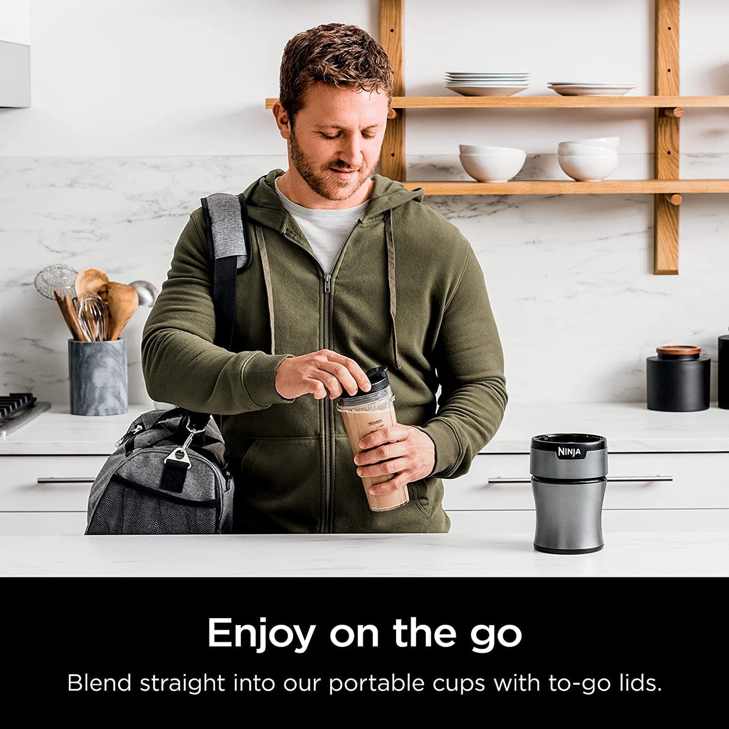 Ninja BN300 Nutri-Blender 900-Peak-Watt Personal Blender, 2 Dishwasher-Safe To-Go Cups (Renewed)