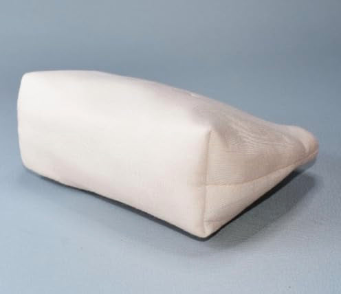 Dior Christian Dior Pouch Beige Velvet Cosmetic Pouch Novelty Pouch Logo Gift [Parallel import goods], beige