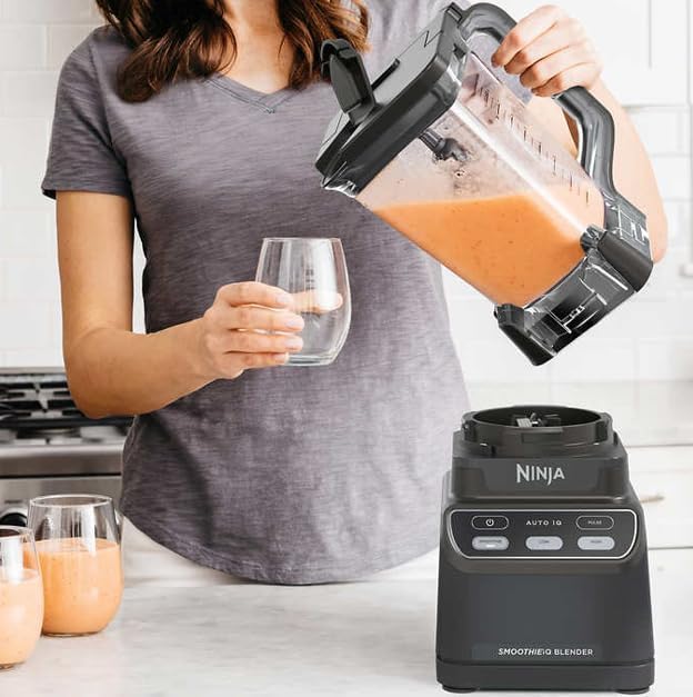 Ninja Smoothie iQ Blender, 1400 Watt Max, 70 oz Jug, Auto-iQ Program, Total Crushing Blades, BPA Free, Large, Black CO750B-Black
