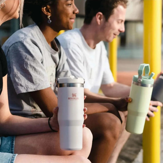 STANLEY IceFlow Flip Straw Water Bottle with Straw 0.89L - Keeps Cold for 12+ Hours - Leakproof - Stainless Steel Water Bottle - BPA-Free Travel Mug - Easy to Carry - Dishwasher Safe