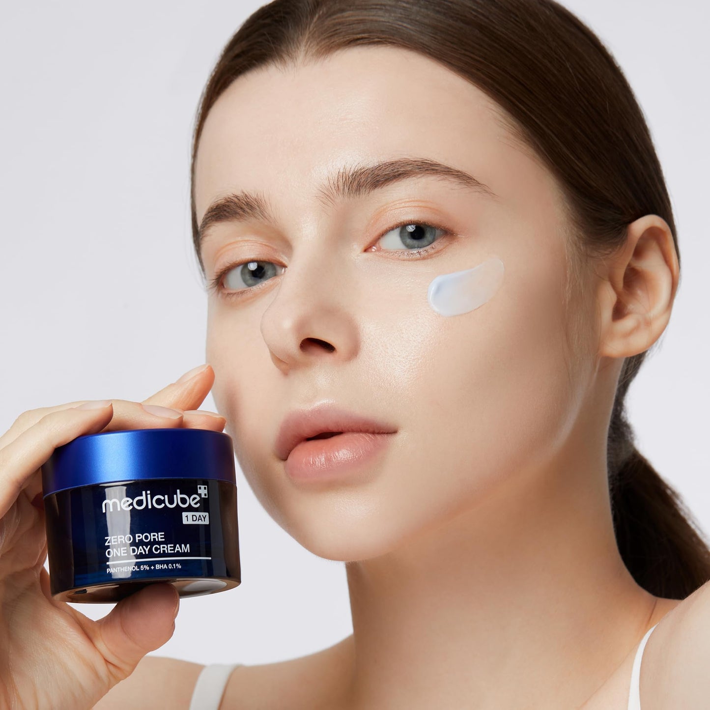 Medicube Zero Pore One-Day Cream 1.7 fl.oz - Visibly Smaller Pores, Controls Excess Oil - Pore Refining Cream with Panthenol, Salicylic Acid, and Niacinamide - Korean Skincare