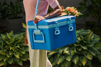 Stanley Adventure Easy-Carry Cooler 25qt Dried Pine