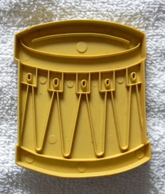 Vintage Stanley Home Products Cookie Cutter - Drum - Yellow