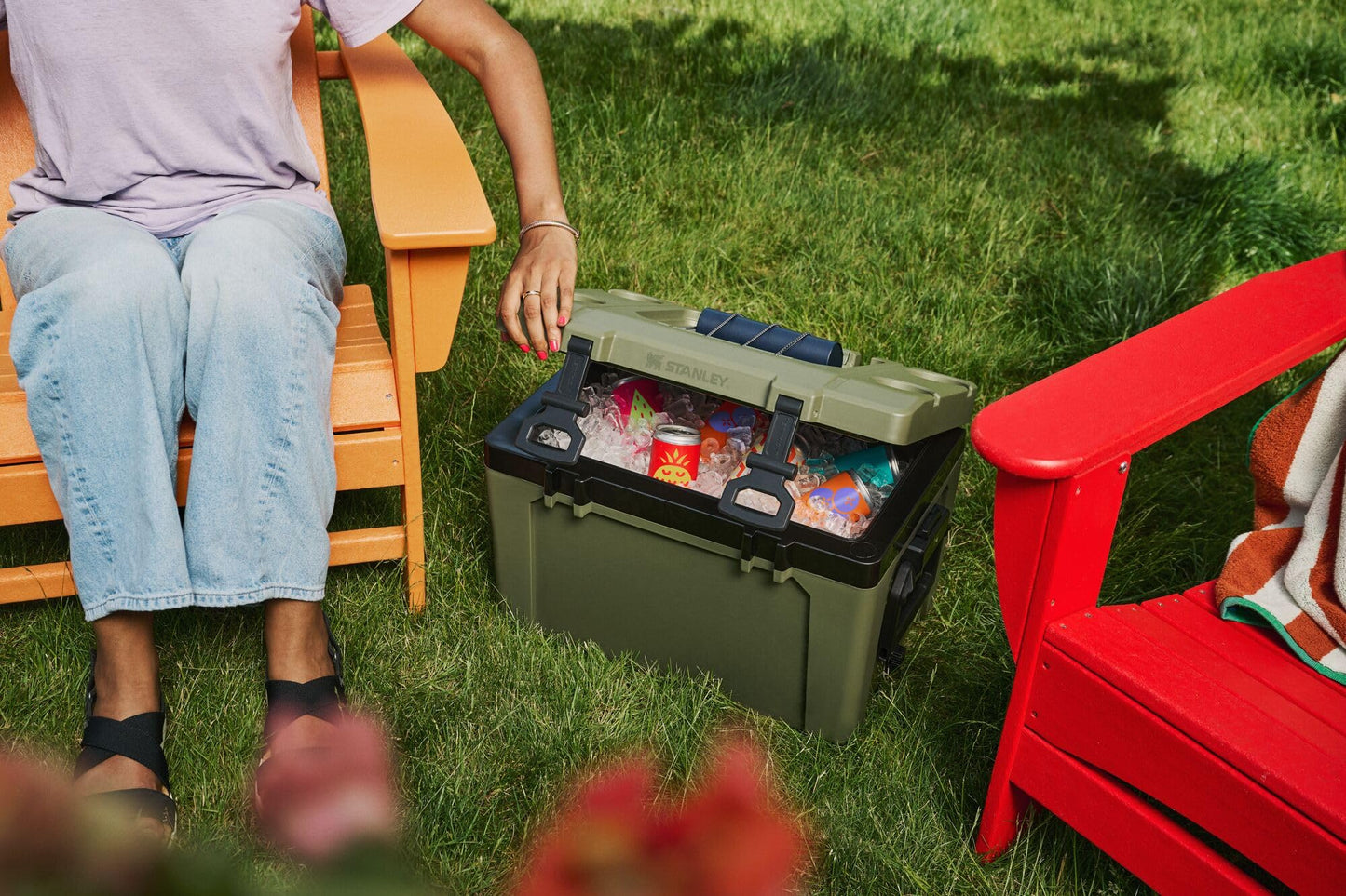 Stanley Adventure Easy-Carry Cooler 25qt Dried Pine