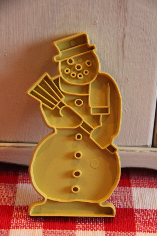 Vintage Stanley Home Products Snowman Cookie Cutter - Yellow