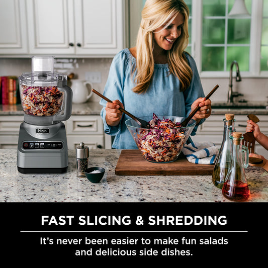 Ninja Professional Plus Chopper Food Processor 850-Watts With Auto-iQ Preset Programs Chop Puree Dough Slice Shred With a 9-Cup Capacity and a Silver Stainless Finish (BN600C) - Canadian Version